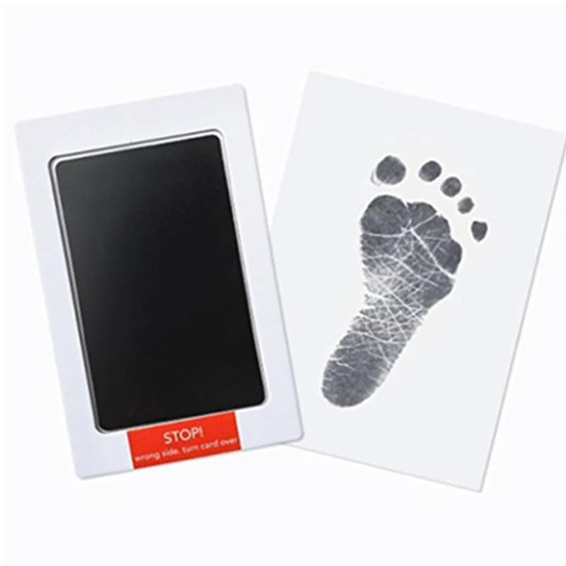 baby-handprint-and-footprint-kit-baby-handprint-and-footprint-kit-baby-bubble-store-296714_1024x1024_2x_jpg.webp